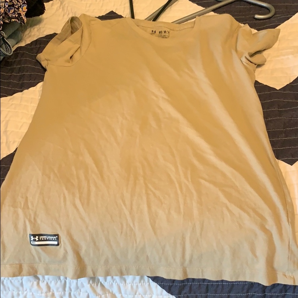 Tee
